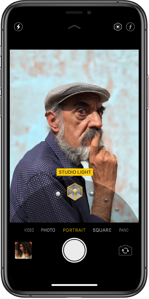 Chân dung bằng camera iPhone trên iOS 13: Bạn có muốn chụp những bức ảnh chân dung đẹp nhưng không muốn dùng đến máy ảnh cao cấp? iPhone 13 Pro Max với Portrait mode mới giúp cho bạn có thể chụp những bức ảnh chân dung đẹp như mơ chỉ bằng chiếc điện thoại trong tay.
