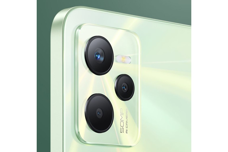 Bộ ba camera trên Realme C35