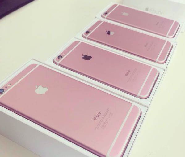 iPhone 6s Plus và iPhone 6s màu vàng hồng