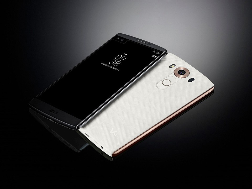LG V10 ra mắt với 2 màn hình, camera selfie kép và RAM 4GB 4