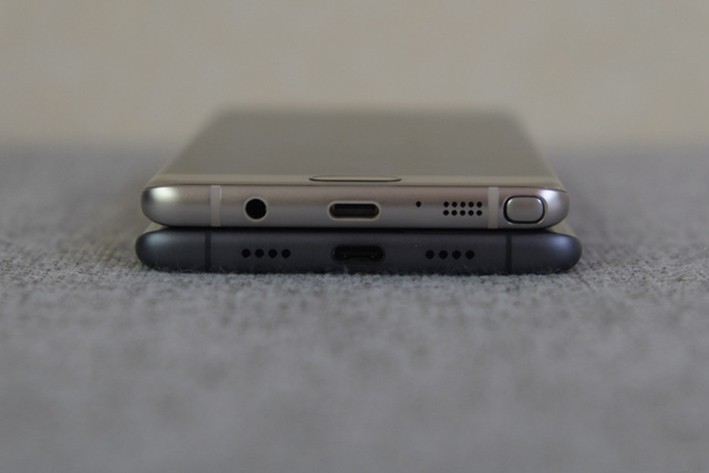 So sánh thiết kế Galaxy Note 7 và Mi Note 2 – bản sao có bằng bản chính? 9