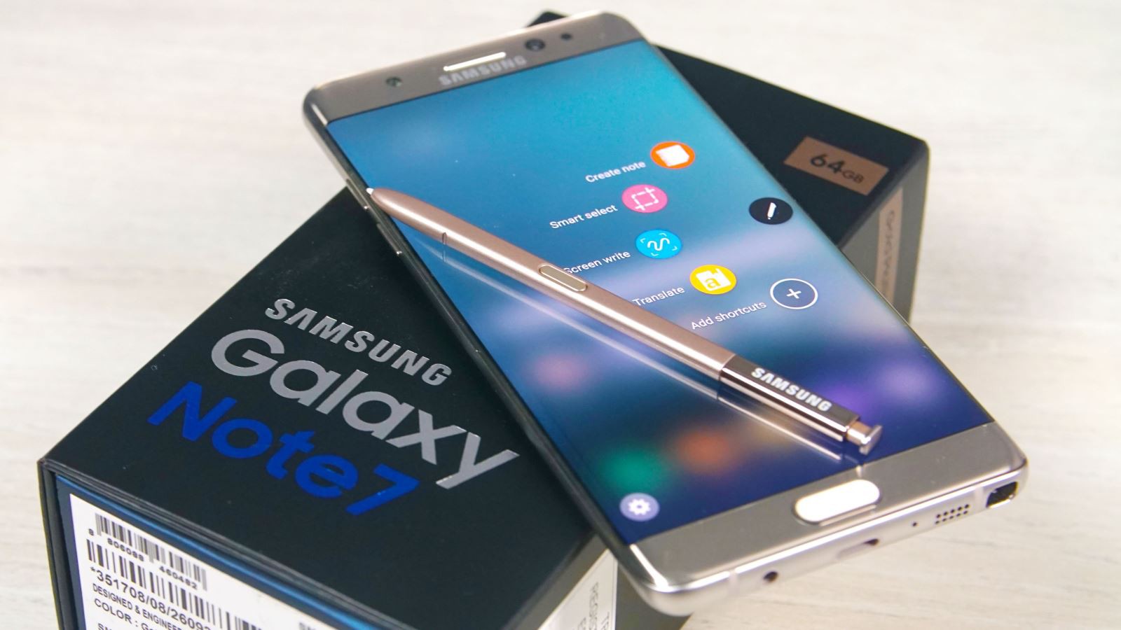 Nhìn lại dòng Samsung Galaxy Note: gã khổng lồ bất chợt gục ngã 7