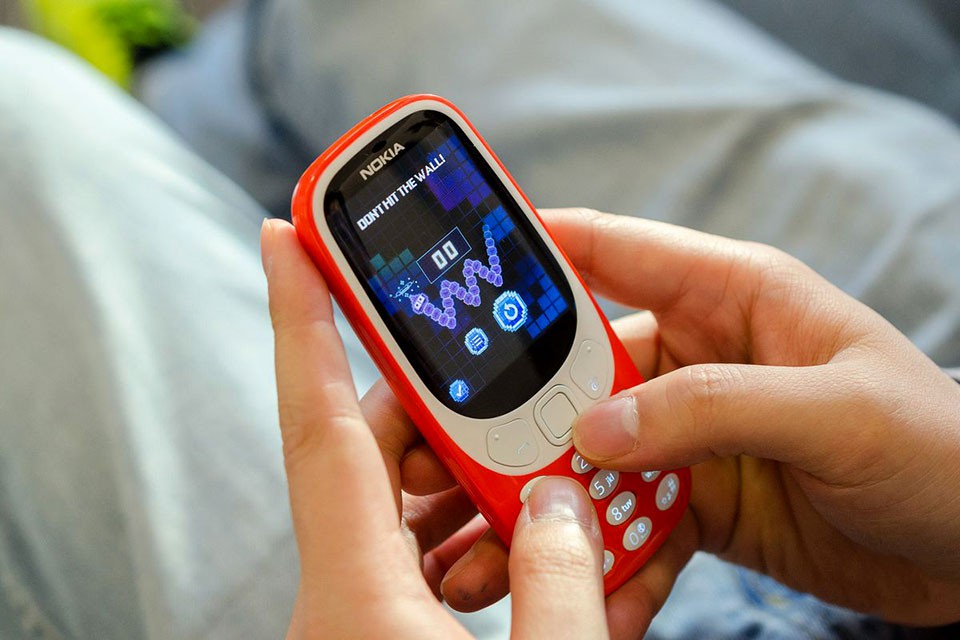 Nokia 3310: Ban có thể không dùng smartphone?