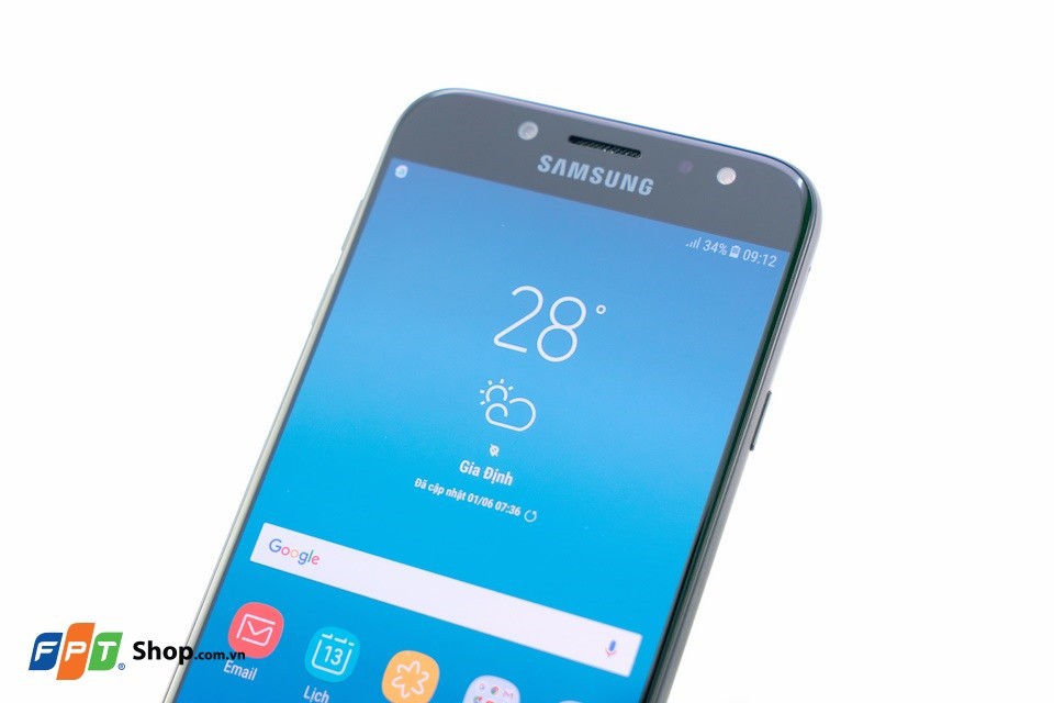 Samsung Galaxy J7 Pro 06