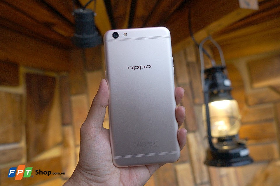 Oppo F3 Plus có màn hình lên đến 6 inch
