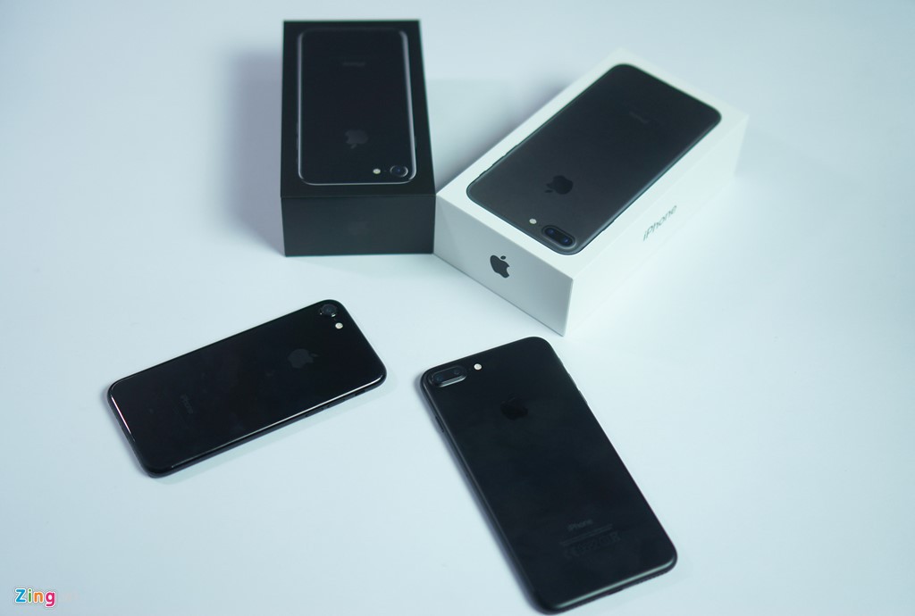Mở hộp iPhone 7, 7 Plus chính hãng FPT đầu tiên tại Việt Nam 13