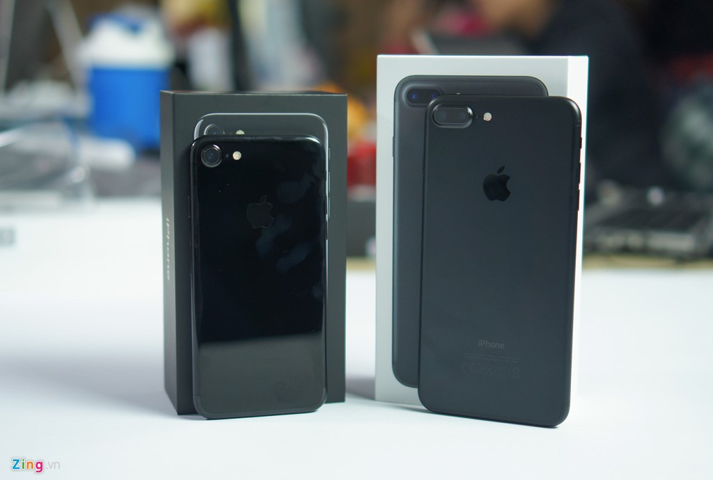 Mở hộp iPhone 7, 7 Plus chính hãng FPT đầu tiên tại Việt Nam 5