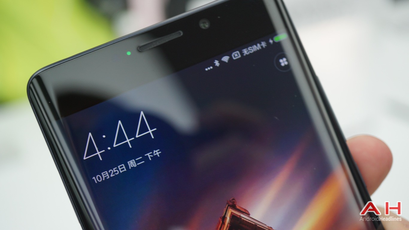 Trên tay Xiaomi Mi Note 2: smartphone màn hình cong tuyệt đẹp 1