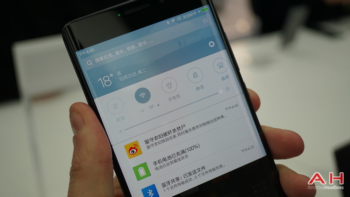 Trên tay Xiaomi Mi Note 2: smartphone màn hình cong tuyệt đẹp 9