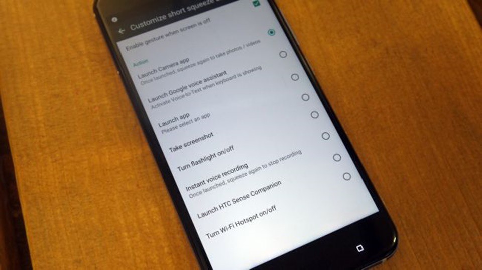 Những mẫu smartphone nào của HTC có thể sử dụng Edge Sense?