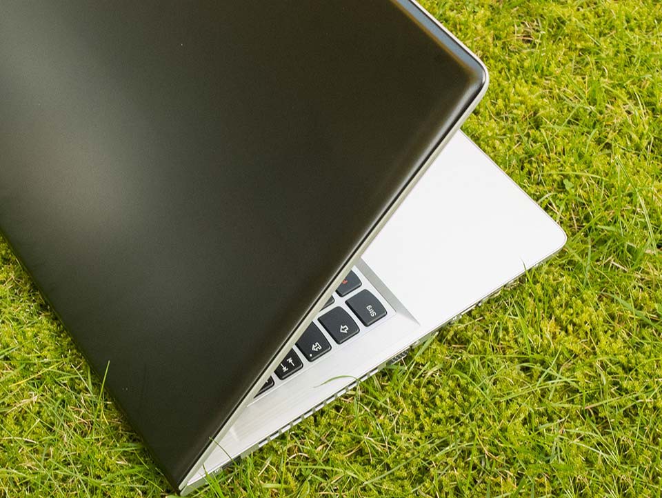 Đánh giá Lenovo Z5170: Chiếc laptop ngon mà rẻ