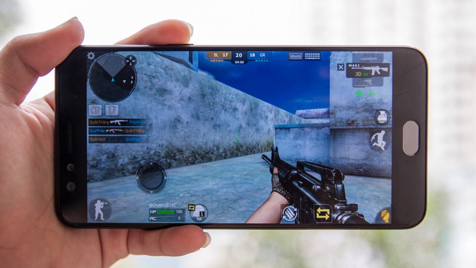OPPO F3 Plus trải nghiệm tựa game Crossfire Mobile (Ảnh 3)