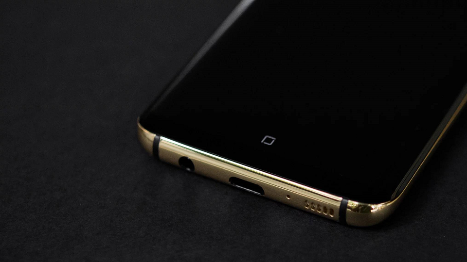 Galaxy S8 mạ vàng