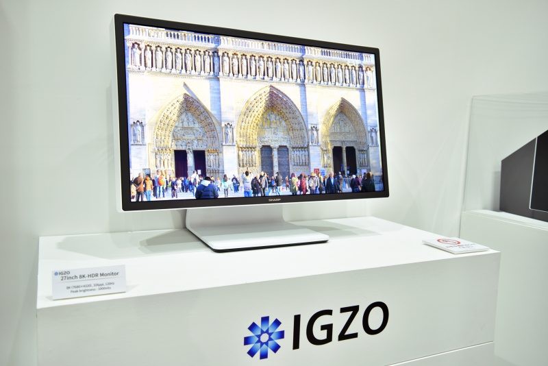 Sharp trình làng màn hình 27-inch IGZO độ phân giải 8K