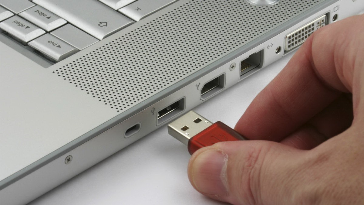6 cách rút USB để đảm bảo an toàn cho dữ liệu của bạn ai cũng nên biết