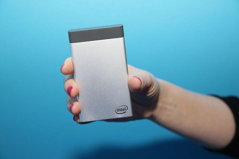 Máy tính Intel Compute Card