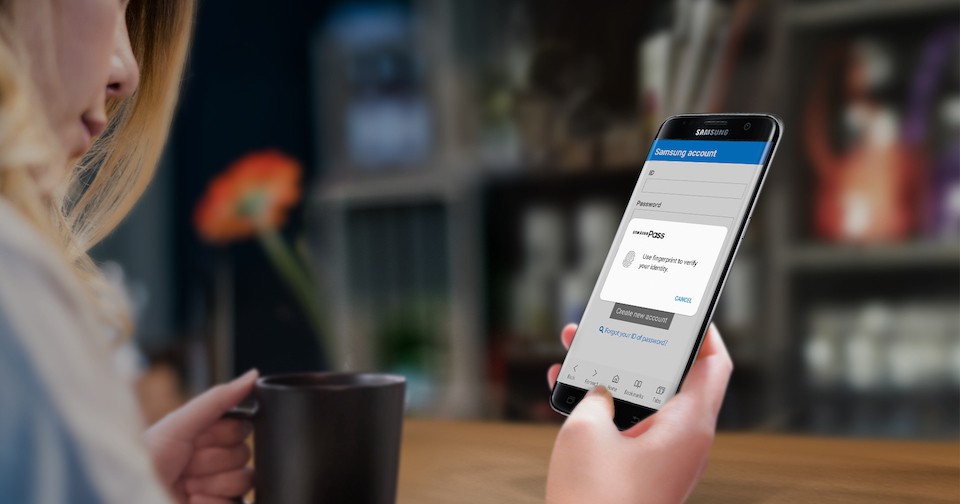 Tính năng Samsung Pass giúp người dùng không cần phải nhớ quá nhiều thông tin tài khoản.