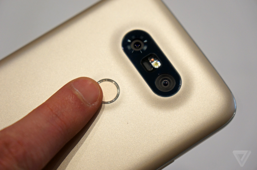 LG G5 đặt cảm biến vân tay riêng ở mặt sau