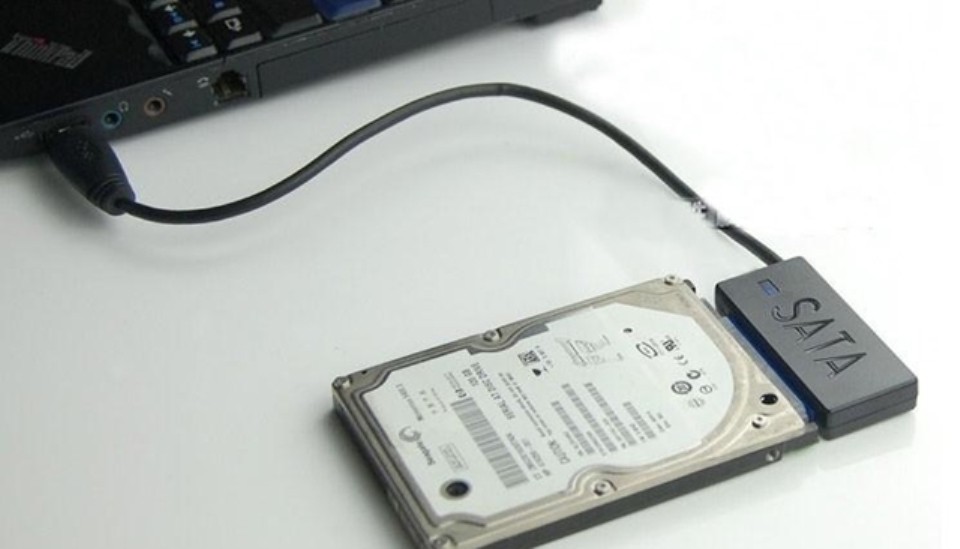 Перенос информации с жесткого диска. Жесткие диски SATA, 7 мм, 6,35 см (2,5 дюйма). Кабель для 2.5 SSD И HDD. Кабель для переноса данных с жесткого диска. Шнур для переноса данных жесткого диска ноутбука.