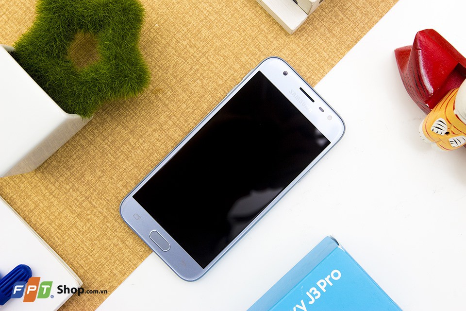 Đánh giá thời lượng pin Samsung Galaxy J3 Pro: “Chất” từng phần trăm