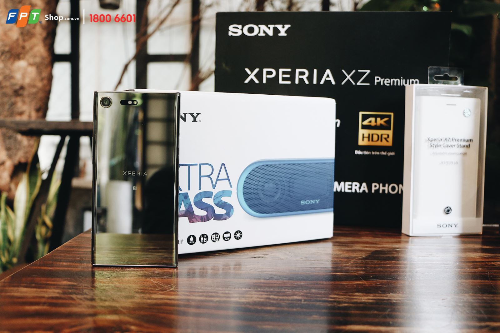 Siêu phẩm Sony Xperia XZ Premium chính thức lên kệ tại FPT Shop từ ngày 24/6
