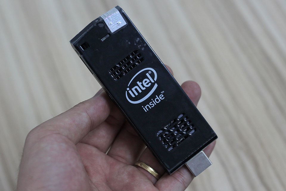 Intel Compute Stick FPTShop