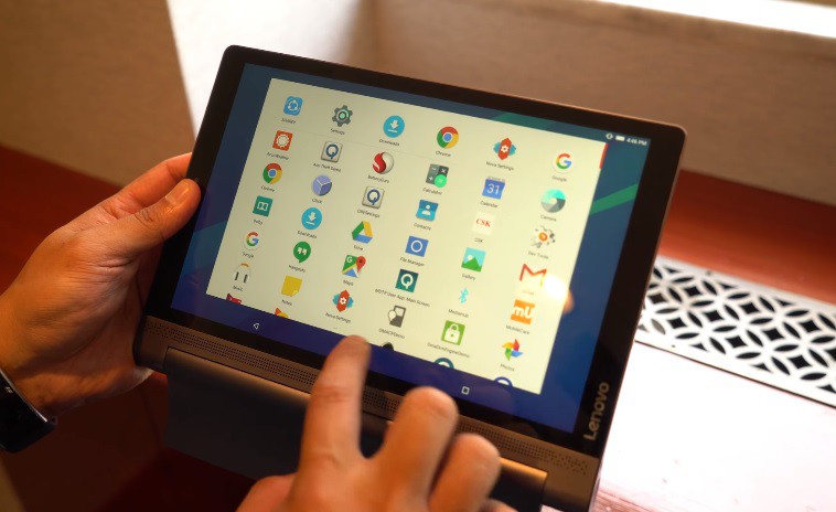 Trên tay Lenovo Tab 3 Plus: Tablet màn hình 2K, RAM 3GB