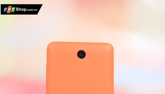 Microsoft Lumia 430 có camera 2 “chấm” khá thấp