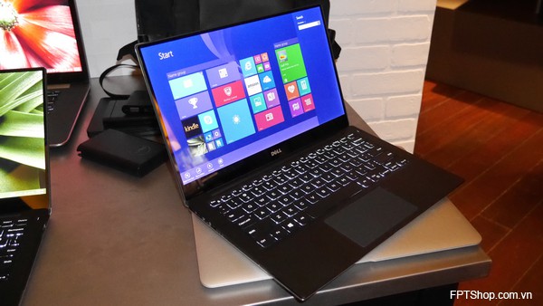 Dell XPS 13 (2015) mê hoặc người dùng với màn hình vô cực