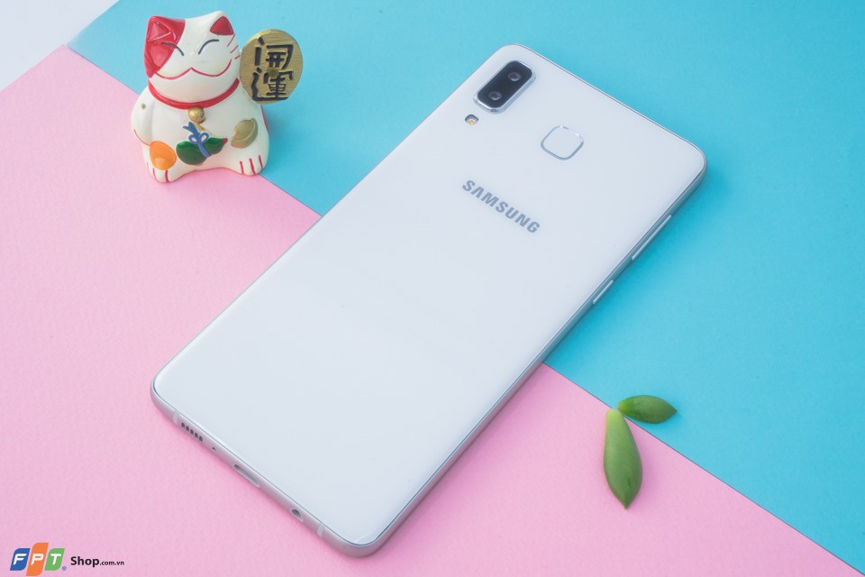 Trải nghiệm smartphone cận cao cấp với mức giá tầm trung cùng Samsung Galaxy A8 Star (ảnh 3)