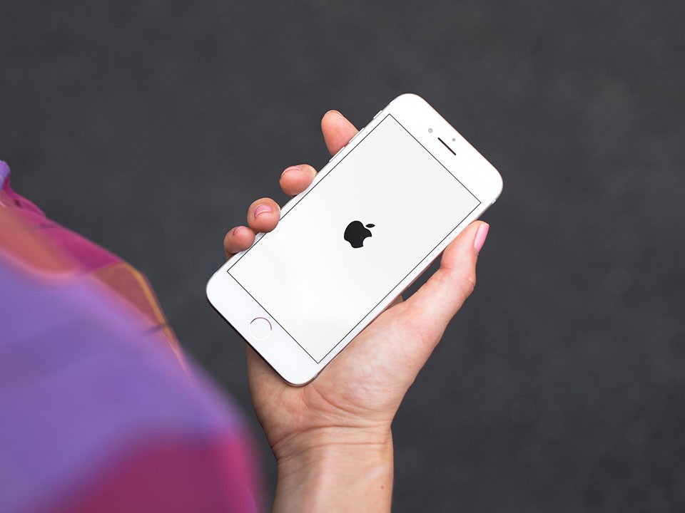 Apple bị phạt vì làm chậm iPhone cũ