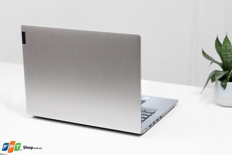 Laptop Lenovo IdeaPad Slim 3 (ảnh 2)