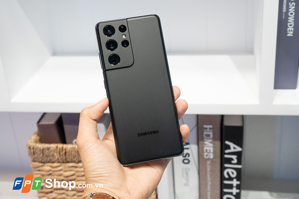 Điện thoại có máy quay tốt nhất 2021 - Samsung Galaxy S21 Ultra