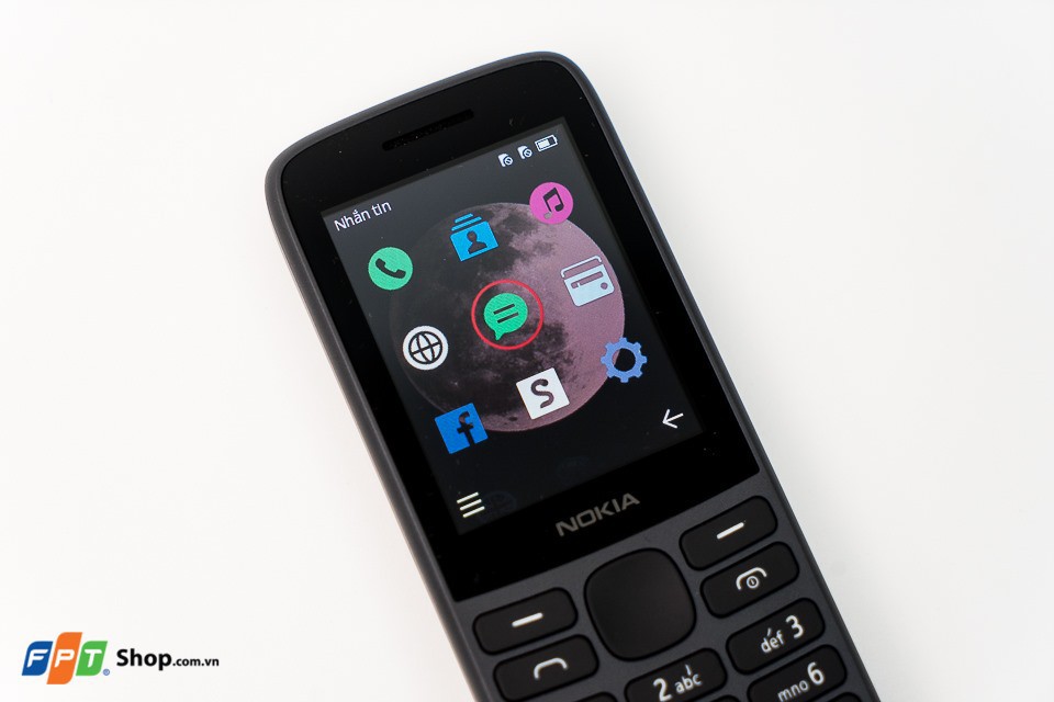 Điện thoại cục gạch 4G tốt nhất của Nokia 9