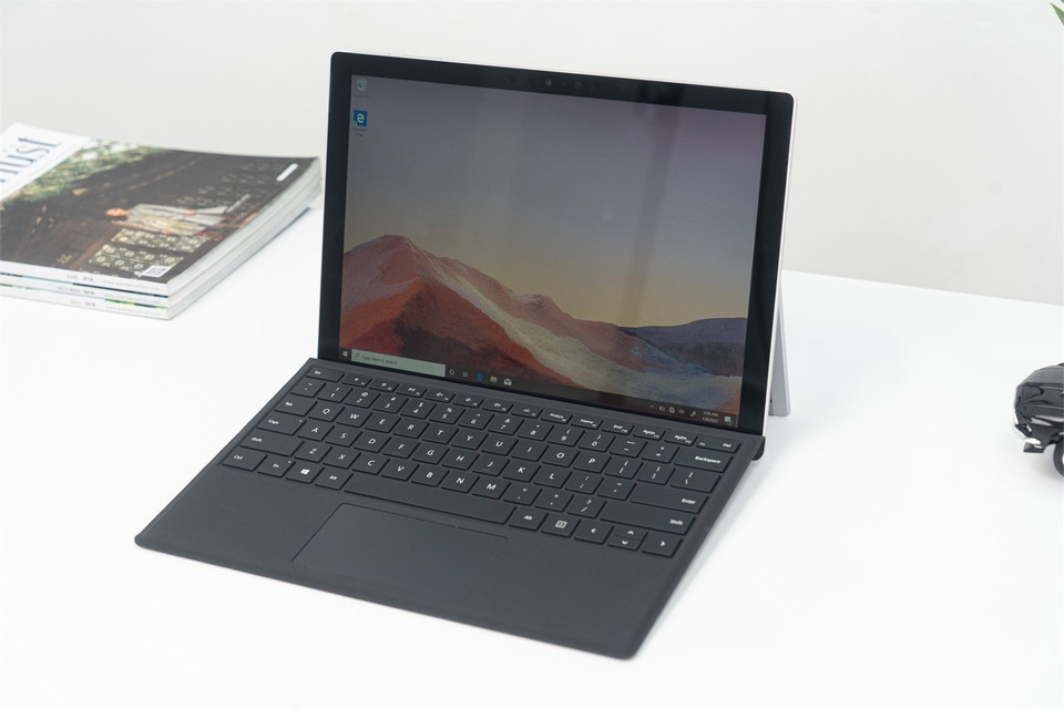 Surface Pro 7 vs MacBook Air M1 02