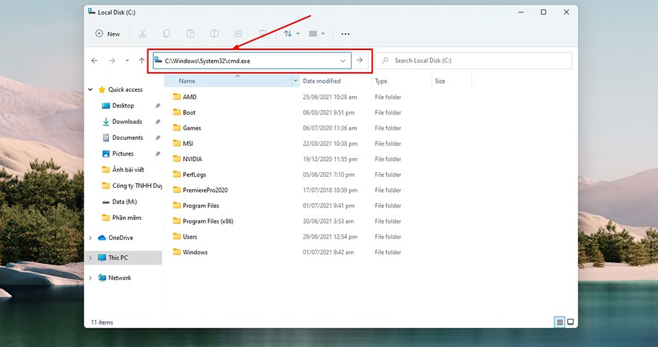 Truy cập CMD qua File Explorer