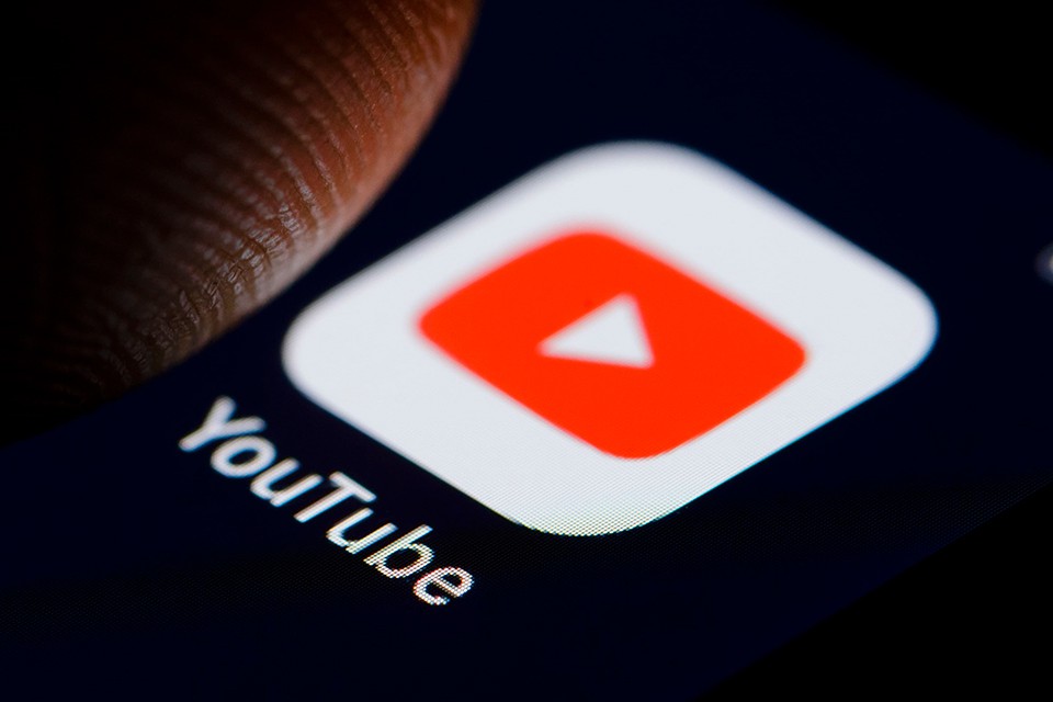 YouTube là nền tảng video phổ biến nhất hiện nay với hơn 1 tỷ người dùng thường xuyên trên toàn thế giới