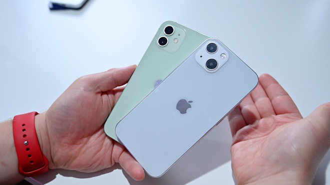 So sánh thiết kế iPhone 13 và iPhone 12 (ảnh 2)