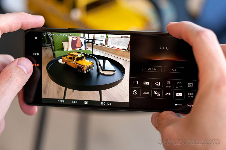 Giao diện quay video Sony Xperia Pro-I