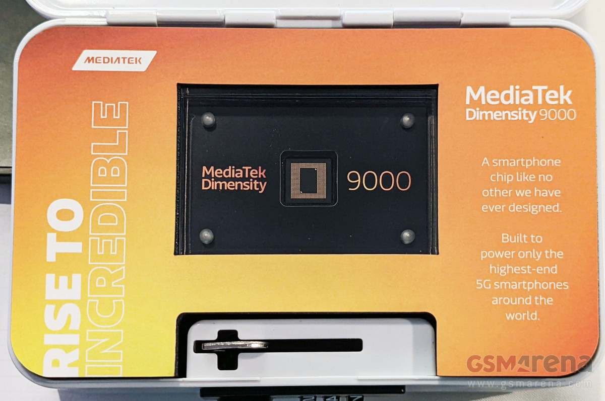 MediaTek ra mắt Dimensity 9000: Tiến trình 4nm đầu tiên, cực kì mạnh mẽ, thách thức Snapdragon 898