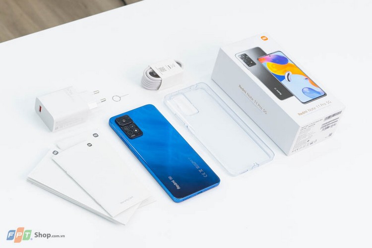 Mở hộp Redmi Note 11 Pro 5G (1)