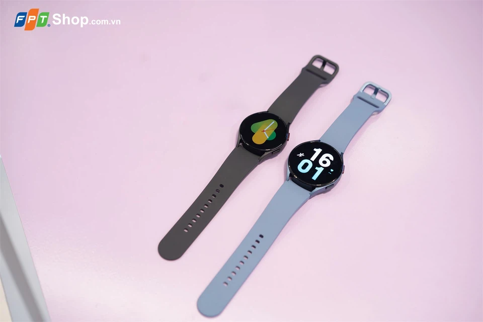 Trên tay Samsung Galaxy Watch5 và Watch5 Pro: Nhiều phiên bản màu sắc, tập trung tính năng sức khỏe
