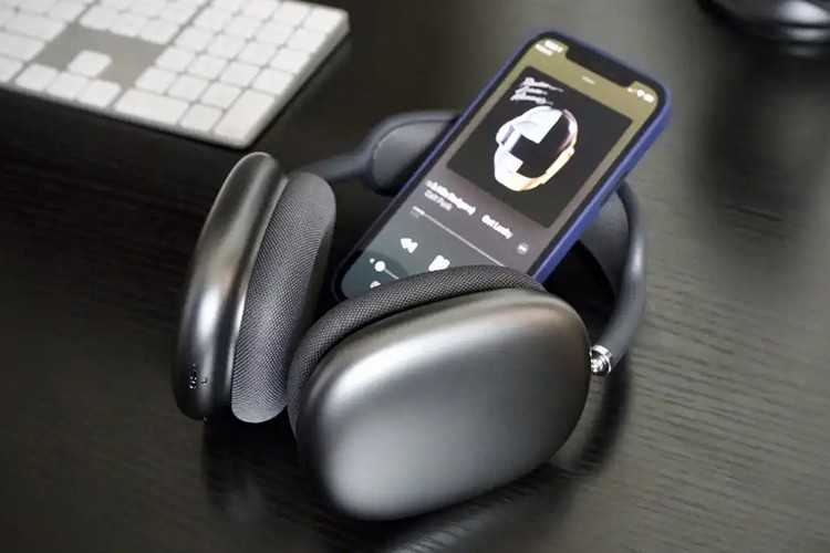 Top 5 tai nghe Bluetooth giảm giá sốc mừng Tết Dương lịch