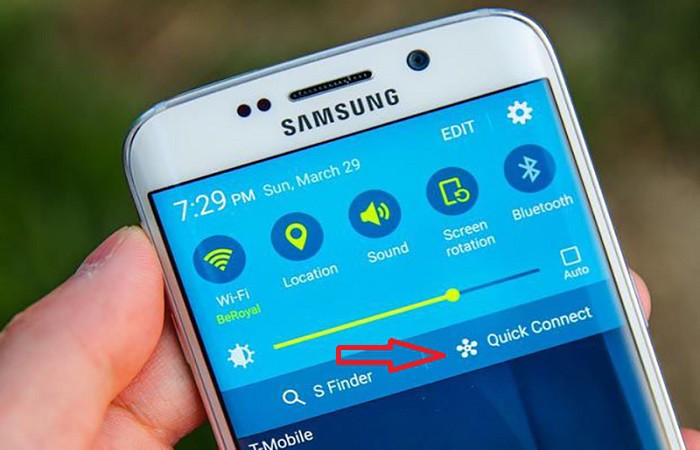 Chọn Quick Connect trên điện thoại Samsung