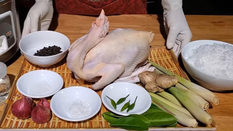 cách làm gà ủ muối bằng nồi cơm điện - ảnh 1