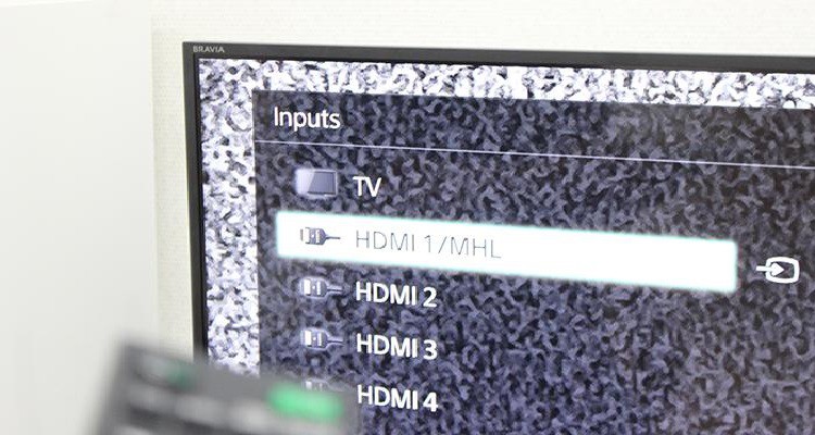 Chọn cổng HDMI tương ứng đã kết nối