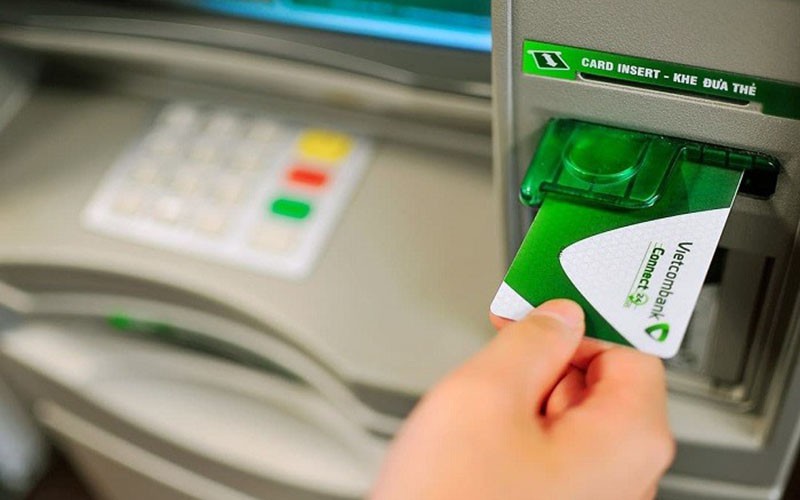 Đăng ký SMS Banking Vietcombank bằng thẻ ATM
