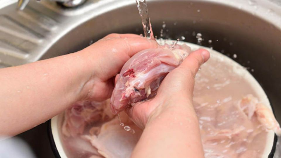 cách làm gà chiên nước mắm (ảnh 5)