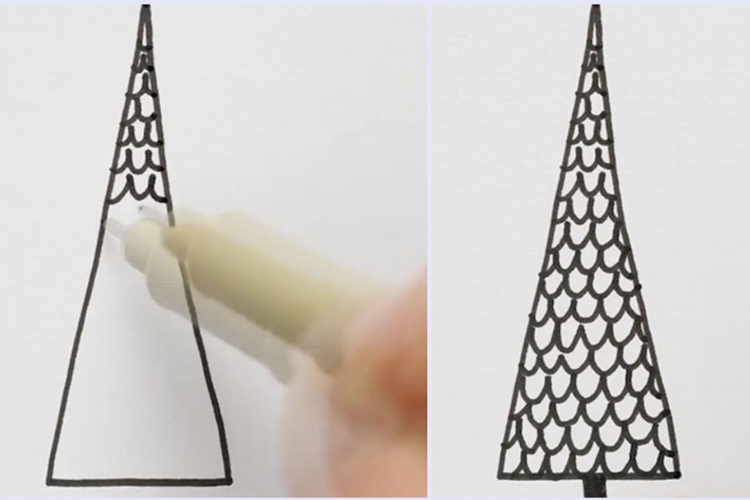 Vẽ cây thông Noel bằng hình kim tự tháp