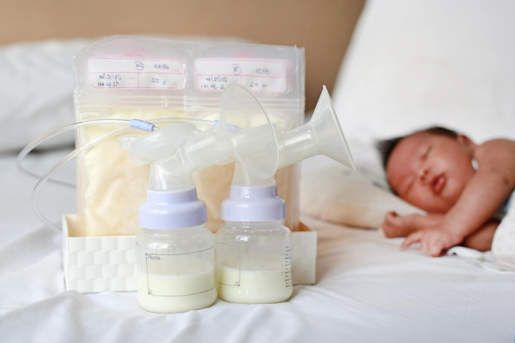 Bảo quản sữa mẹ ở nhiệt độ thường